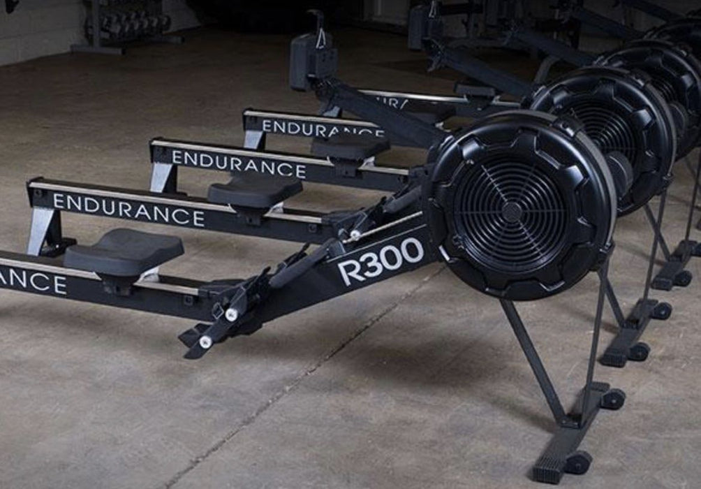 r300 rowers several in a line 